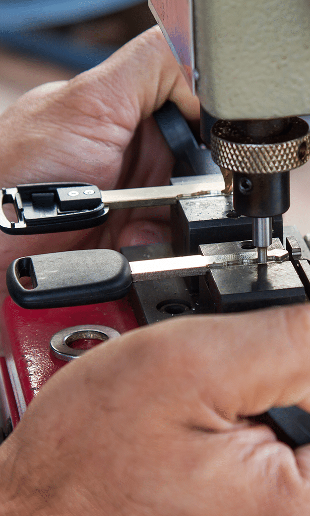 vehicle key-making services in Dubai